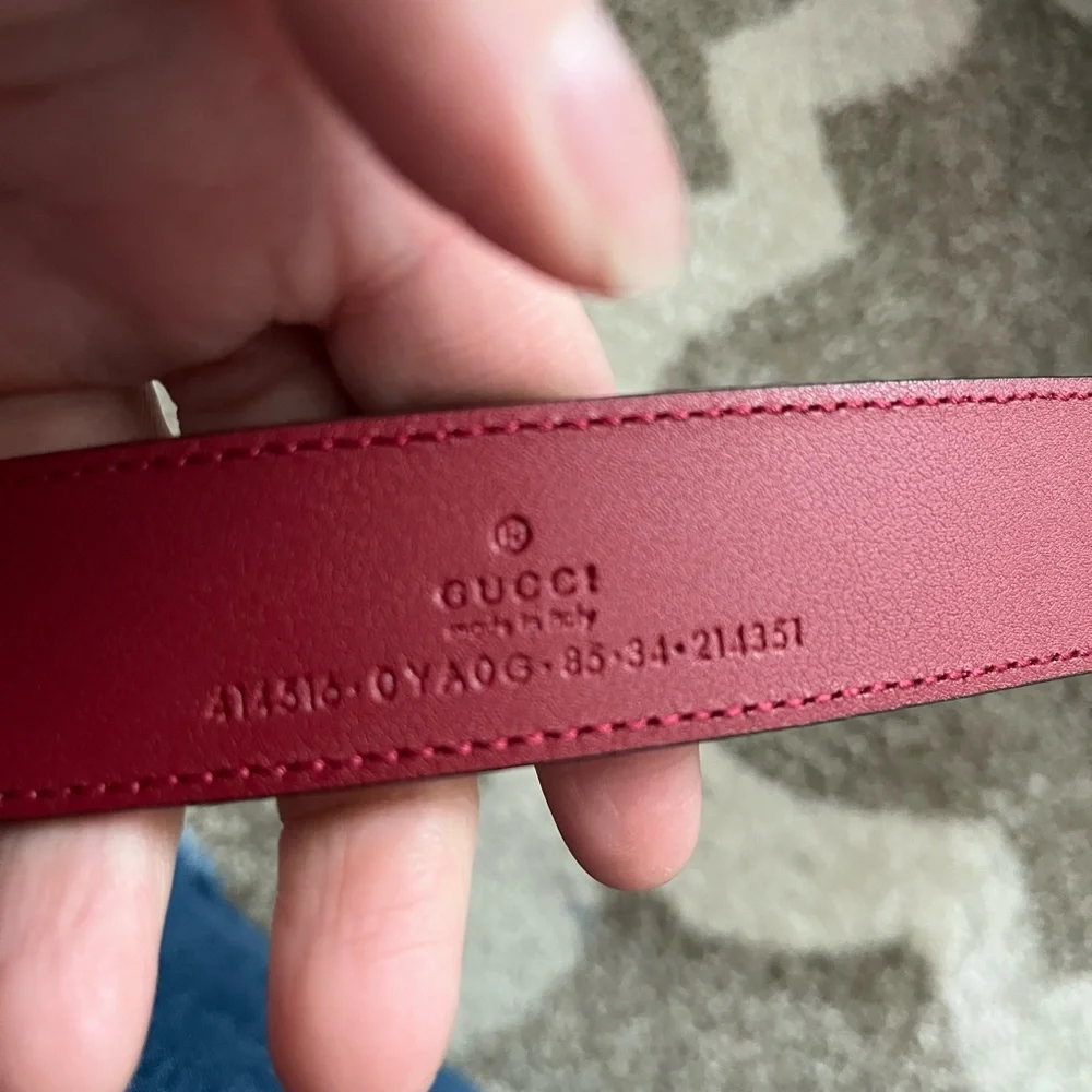 Gucci belt mint condition - Picture 2 of 3